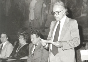 Jiri Jirmal as a chairman of the Czechoslovak guitar contest in Kutna Hora, 1984